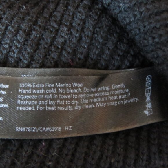 Eileen Fisher XXS 2 Tone Gray Color Block Oversized Fine Merino Wool Sweater - Picture 9 of 15